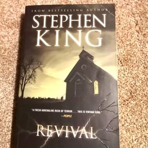 Book - Revival by Stephen King